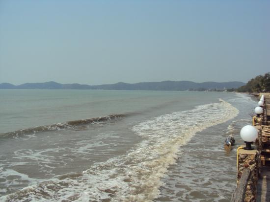 Chao Lao Beach